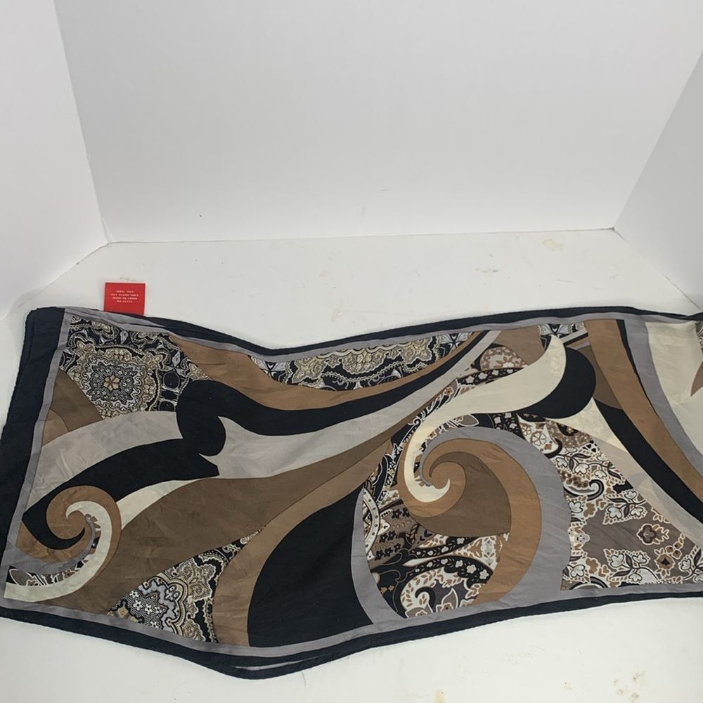 Oscar de la Renta black/brown paisley floral print silk scarf - Picture 3 of 9